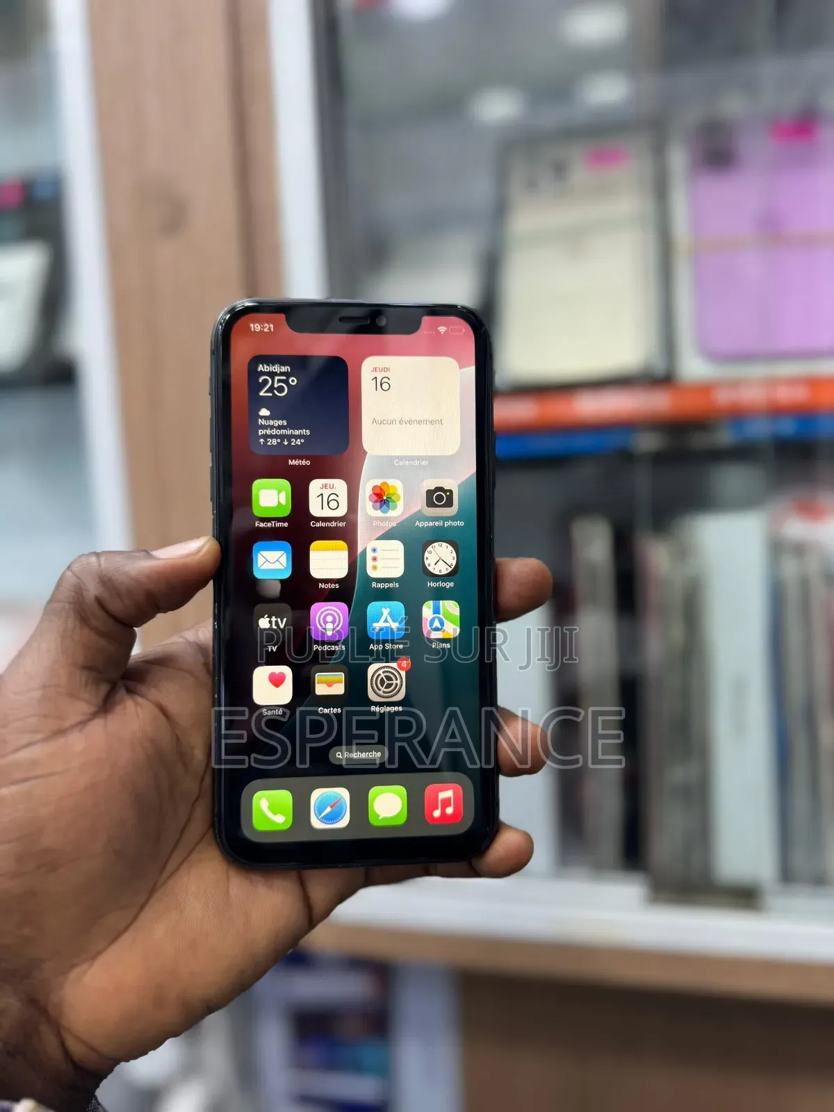 Apple iPhone 11 64 GB Black