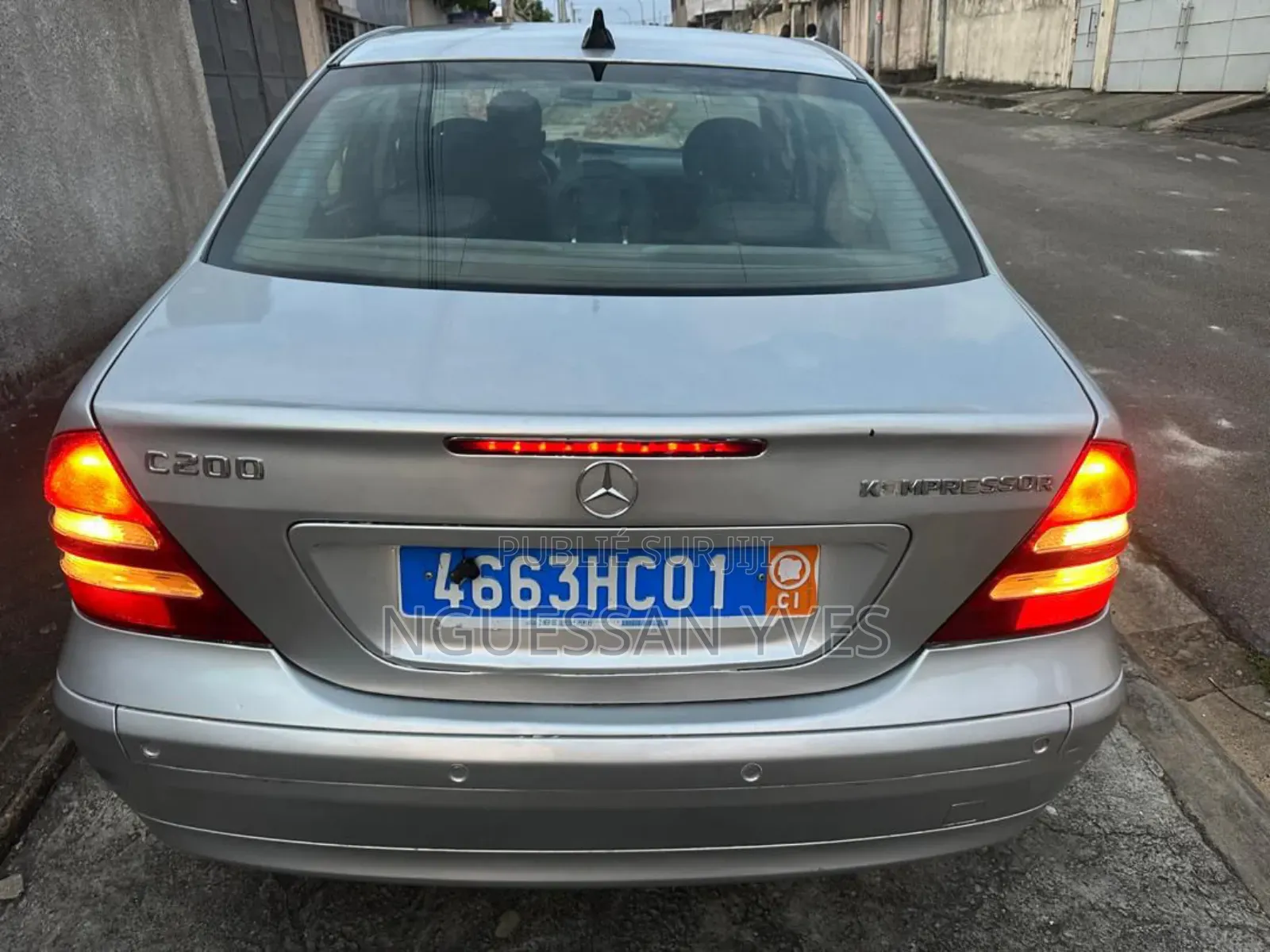 Mercedes-Benz C200 2000 Gris