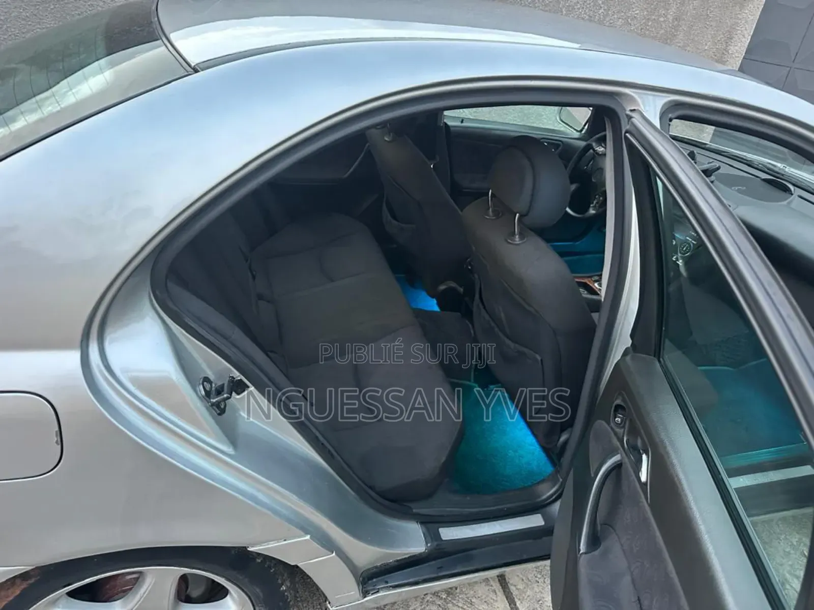 Mercedes-Benz C200 2000 Gris