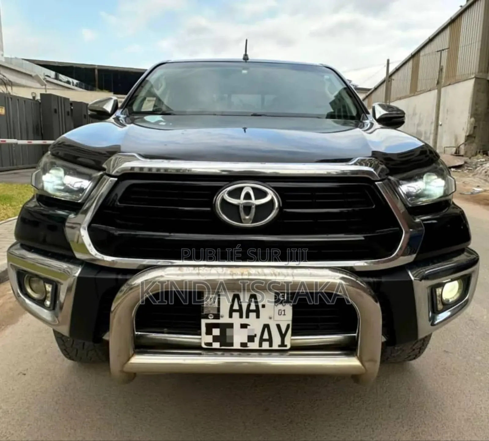 Toyota Hilux 2023 Black