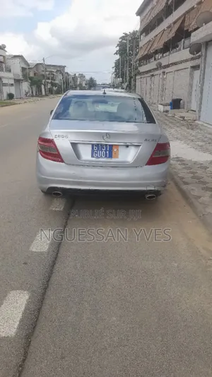 Mercedes-Benz C300 2008 Gris