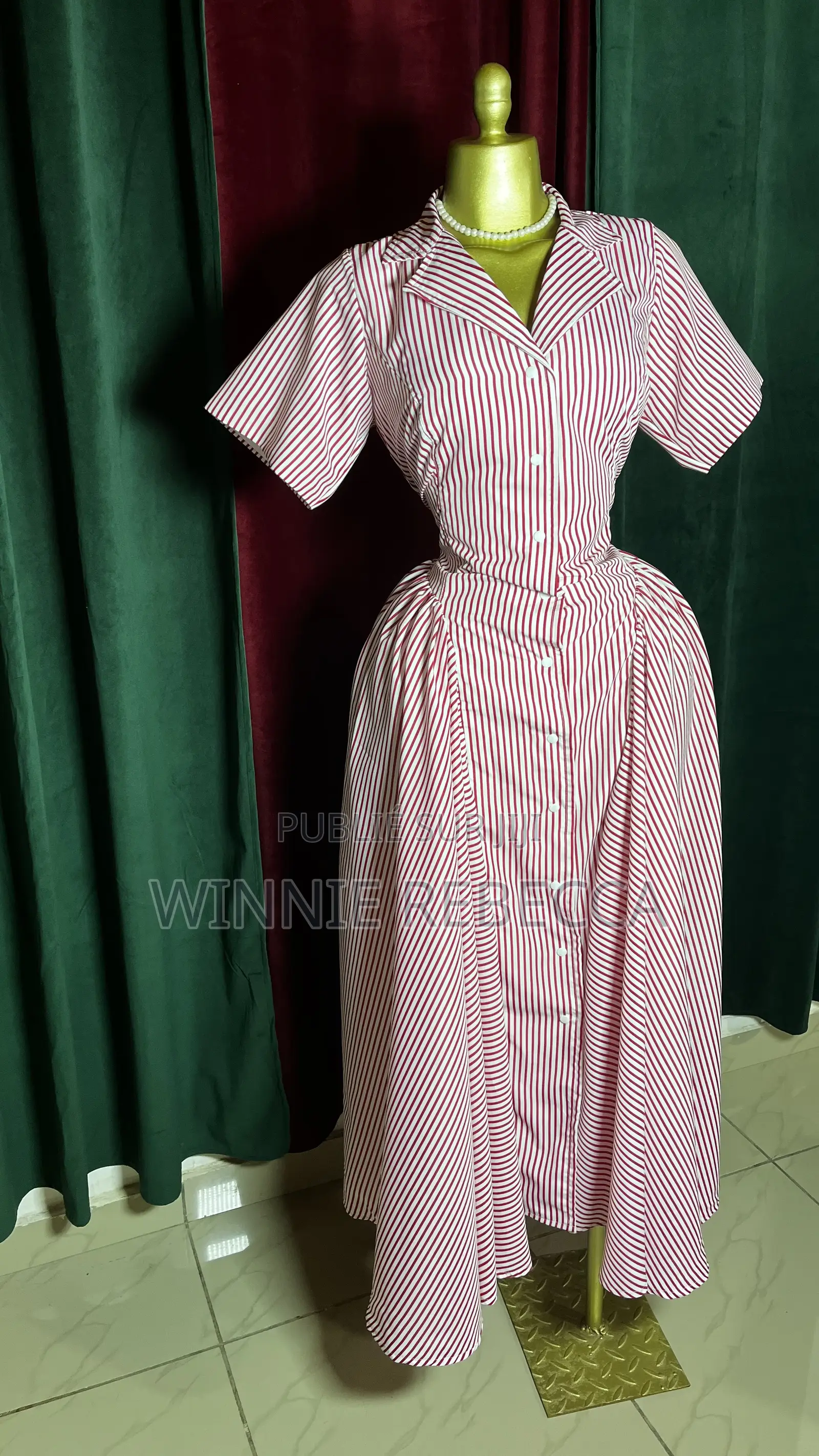 Robe Chemise Longue Jaune À Rayures Blanches – Élégante Et Féminine