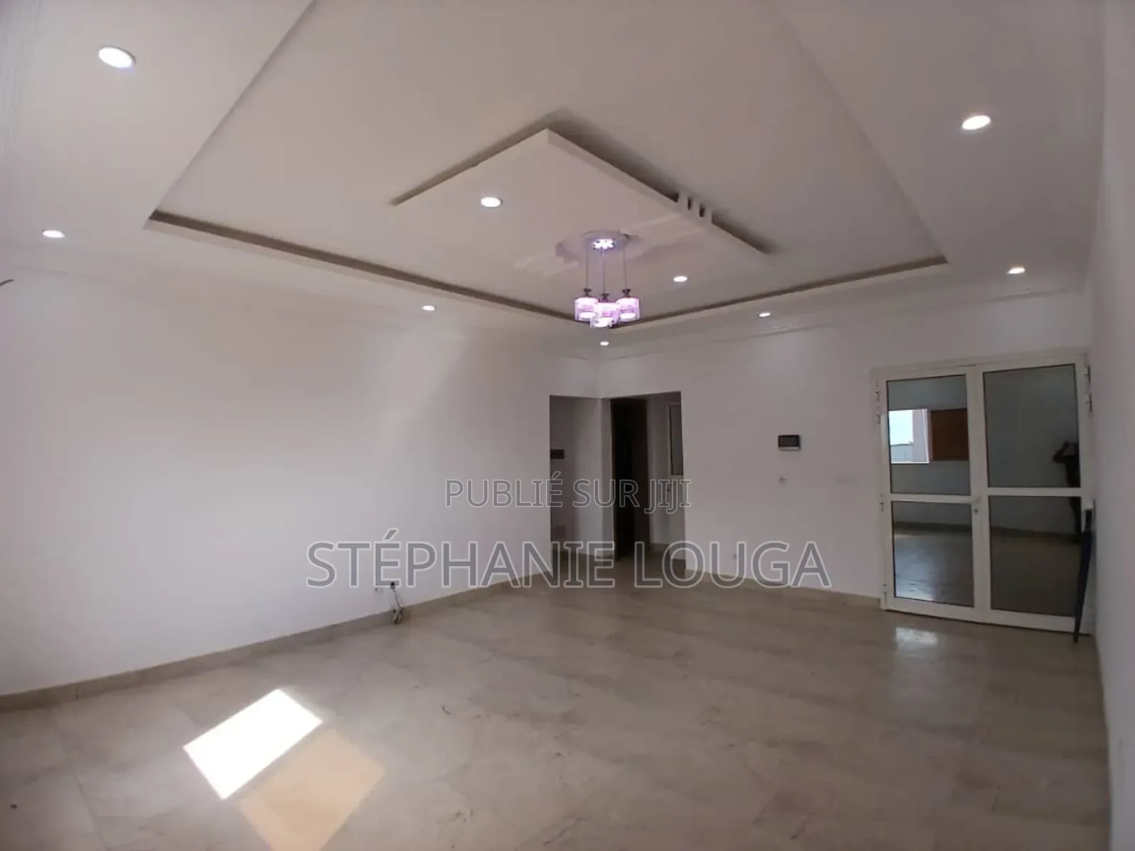 1chbre Appartement dans Modeste Cité Med, Grand-Bassam à Louer