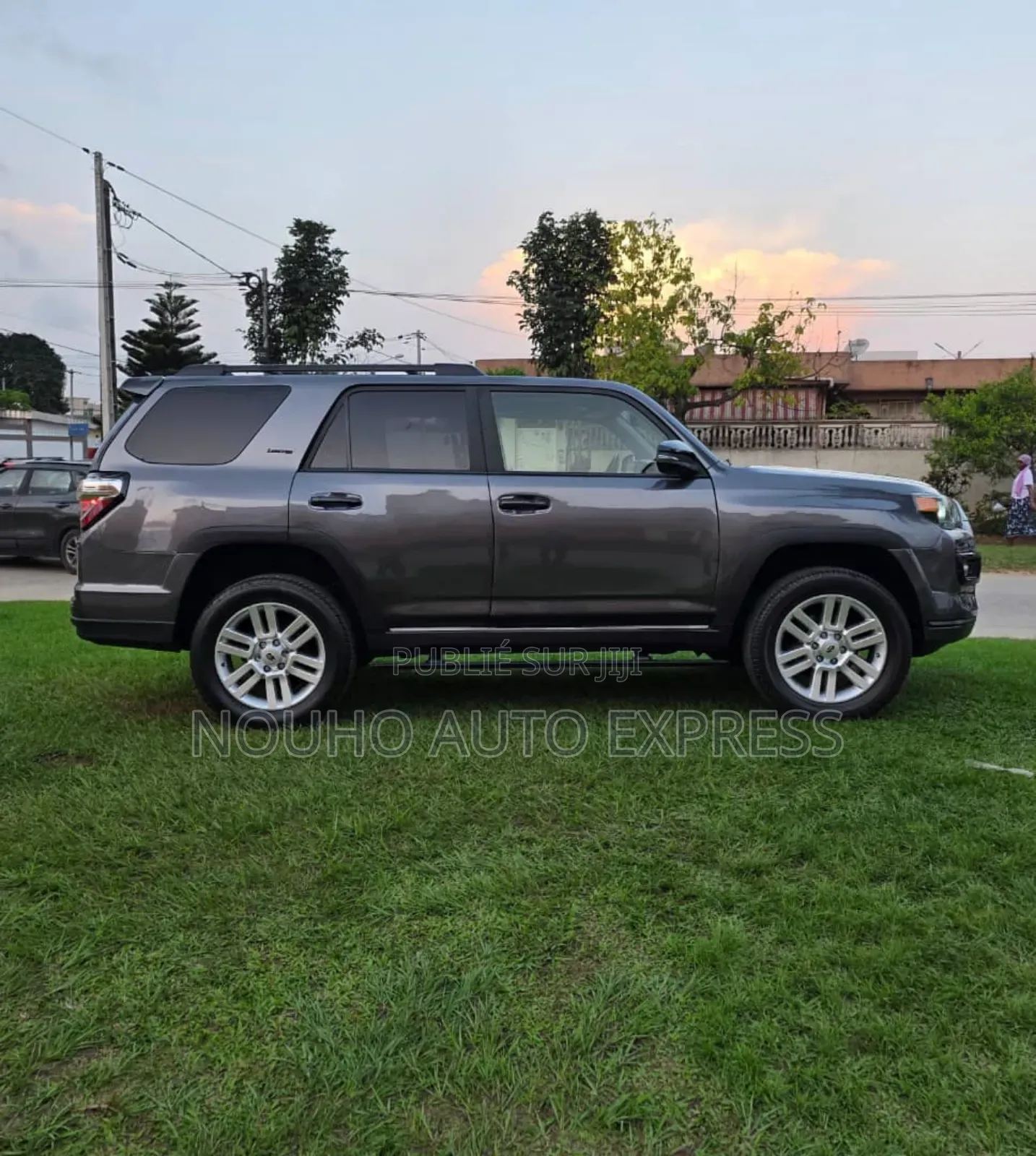 Toyota 4-Runner 2021 Black
