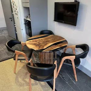 Photo - Table À Manger 4 Places Neuve  