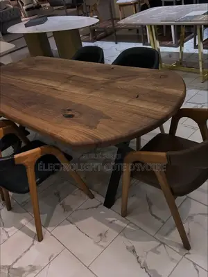 Table À Manger 6 Places  