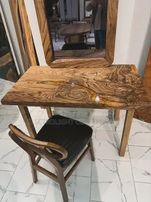 Table De Maquillage  