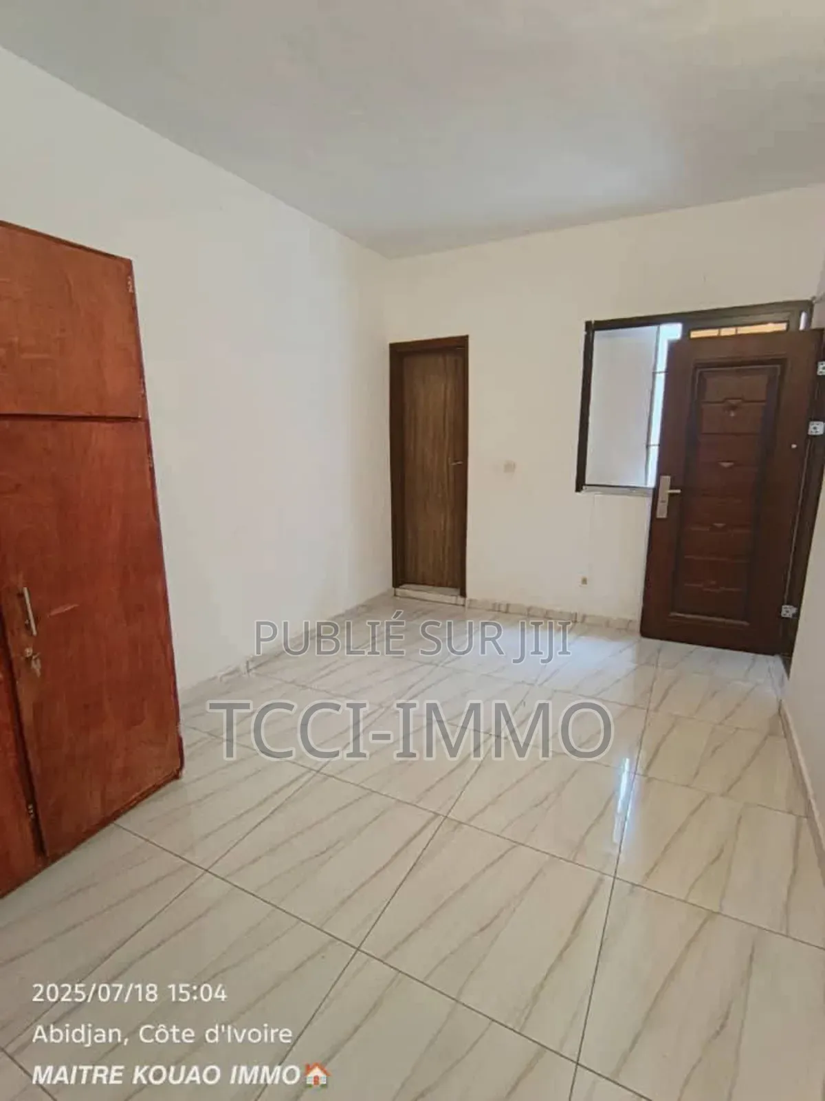 3chbre Duplex dans Tcci Sarl, Cocody à Louer