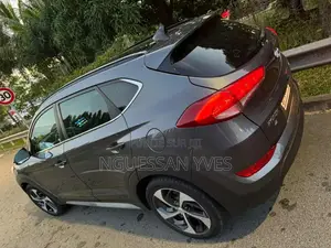 Hyundai Tucson 2018 Gris