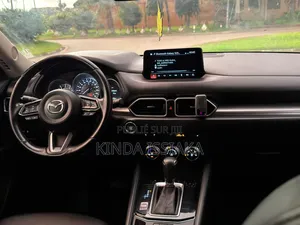 Mazda CX-5 Signature 2021 Blanc cassé