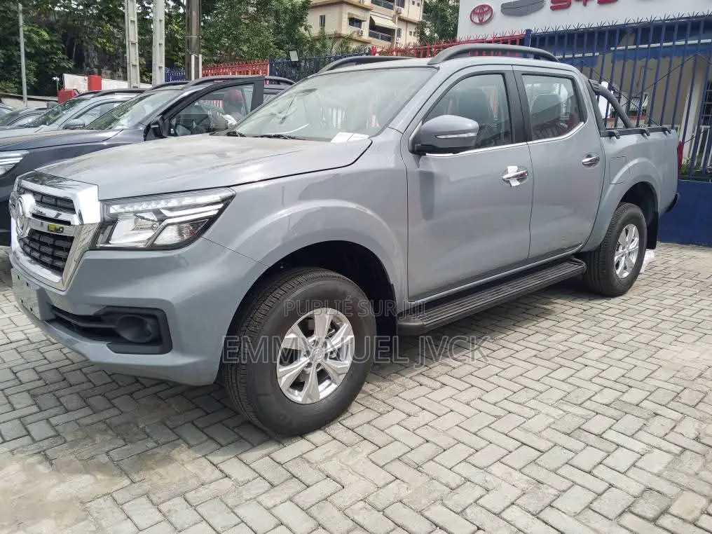 Nouveau Dongfeng Rich 6 2024 Blanc