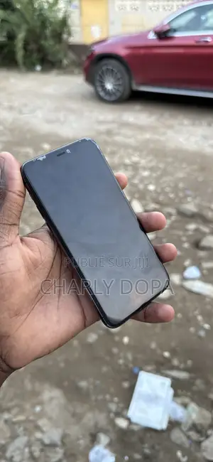 Apple iPhone 11 Pro 64 GB Vert