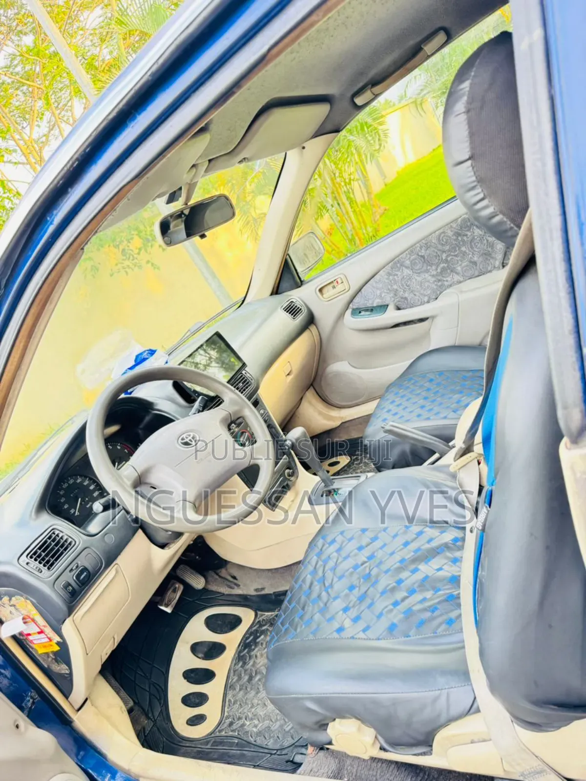 Toyota Corolla 2000 Blue