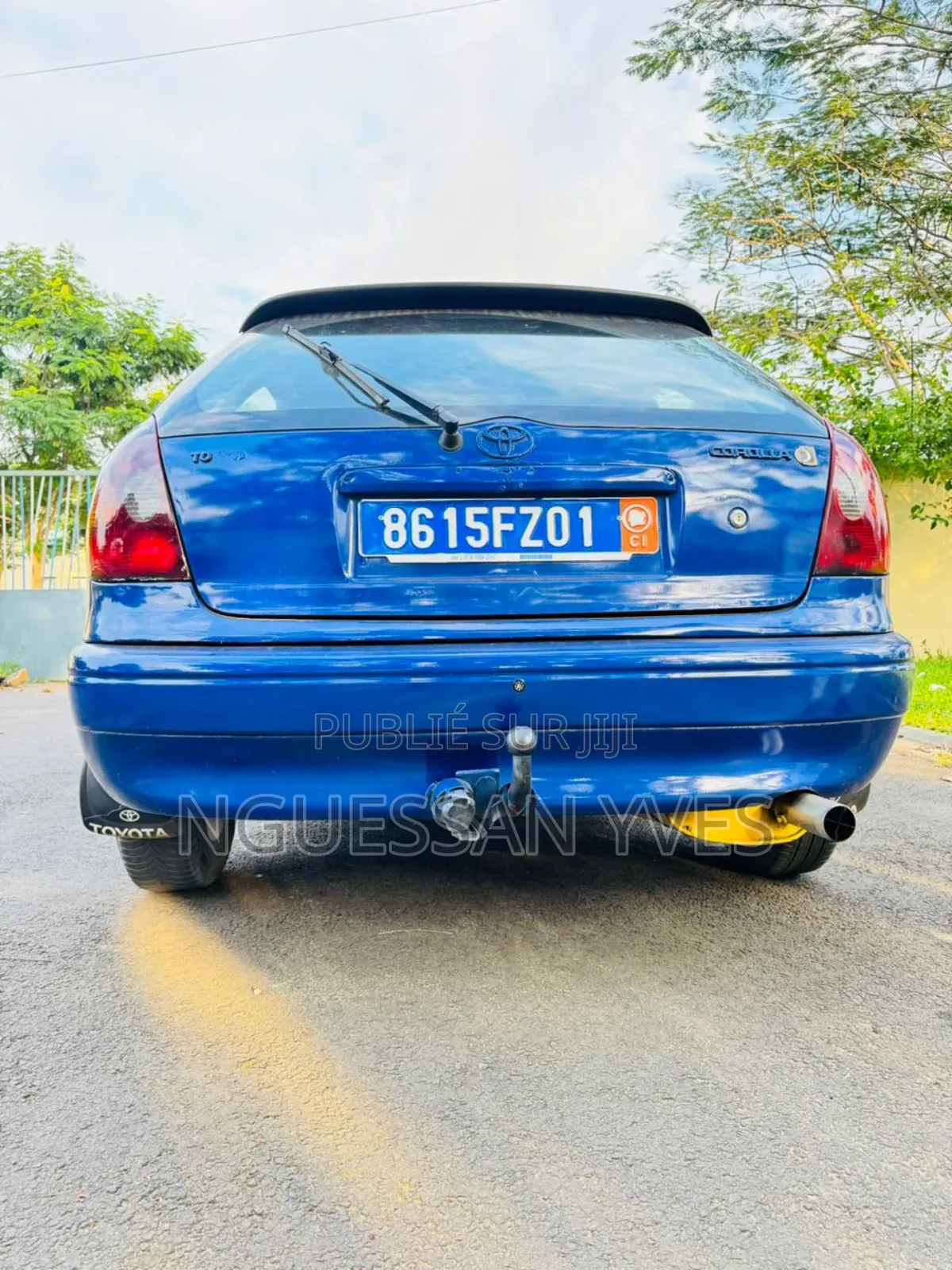 Toyota Corolla 2000 Blue