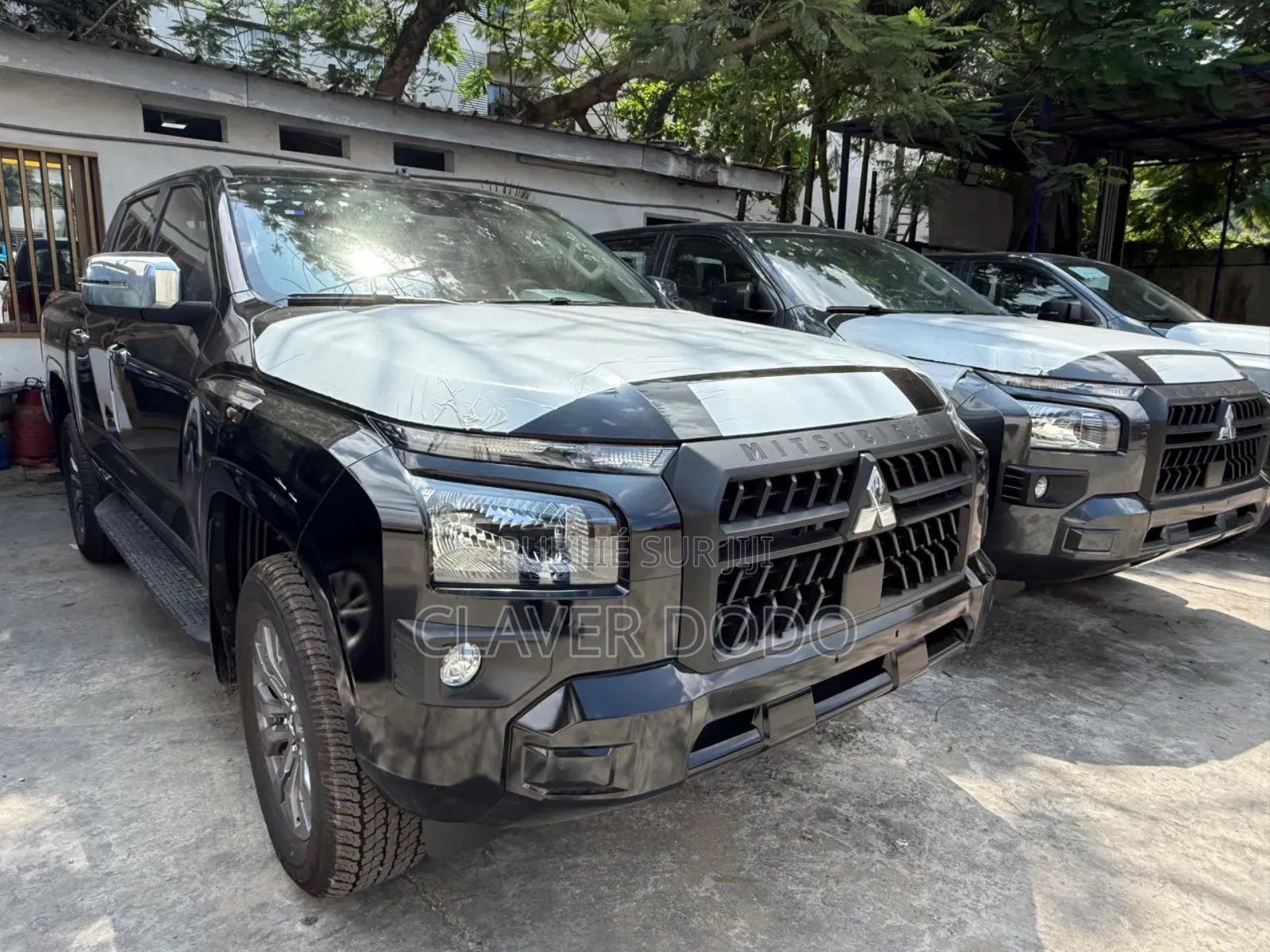 New Mitsubishi L200 2025 Black