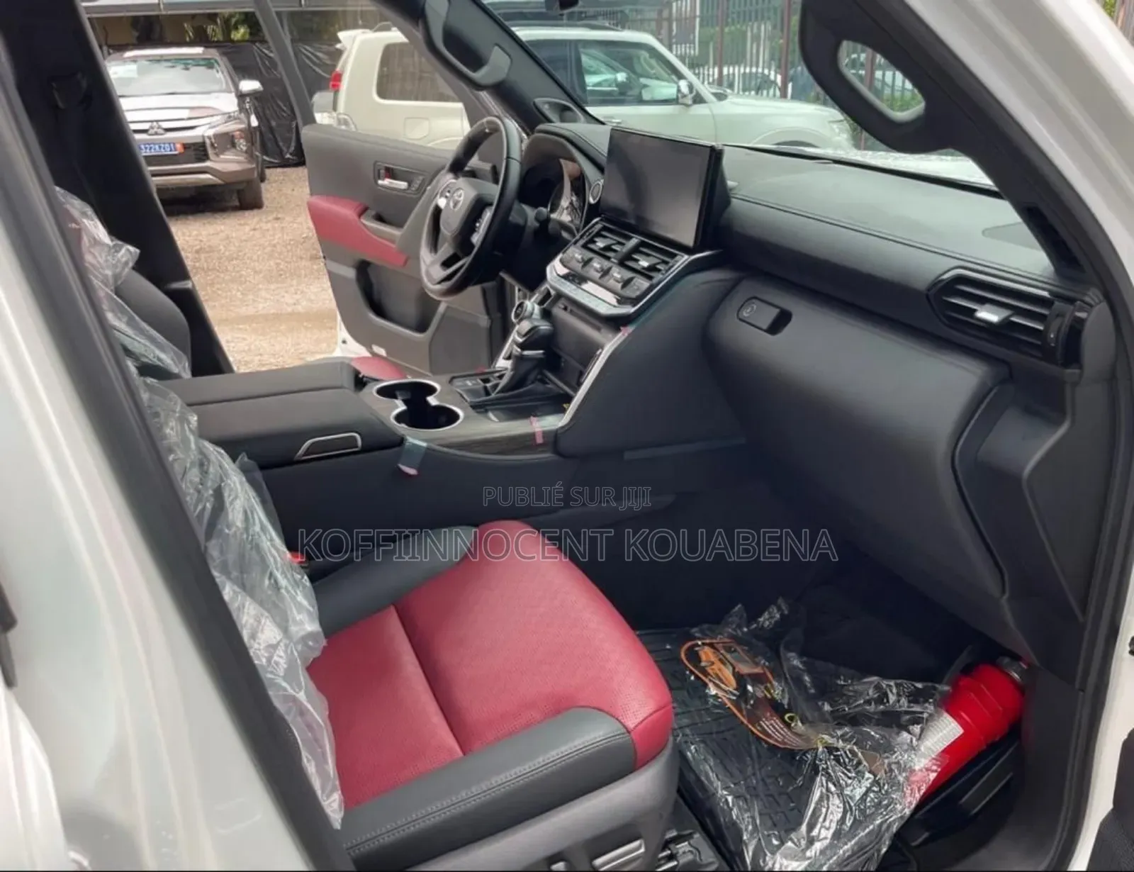 Toyota Land Cruiser LC300 2023 Blanc