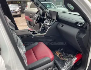 Toyota Land Cruiser LC300 2023 Blanc