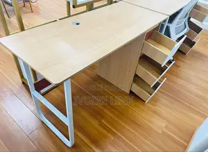Tables De Bureau
