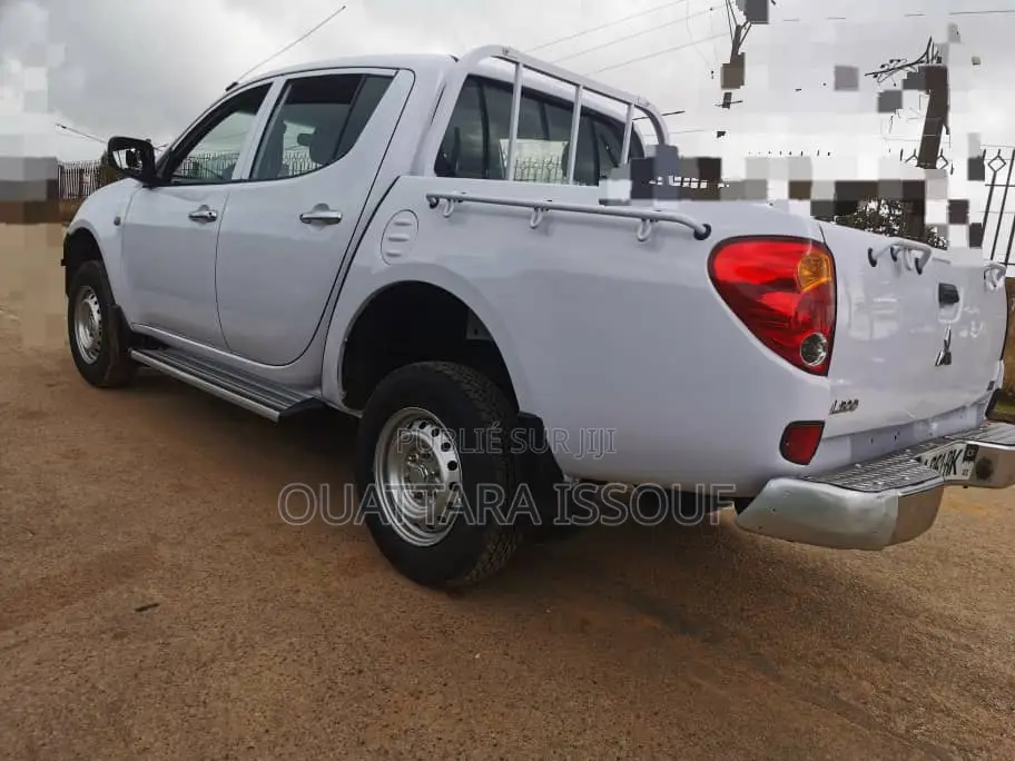 Mitsubishi L200 Double Cab 2.5 136hp 2014 Blanc