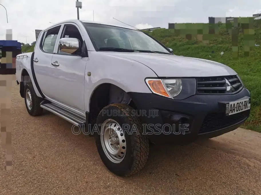 Mitsubishi L200 Double Cab 2.5 136hp 2014 Blanc