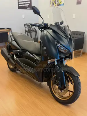 Neuf Yamaha 2025 Noir
