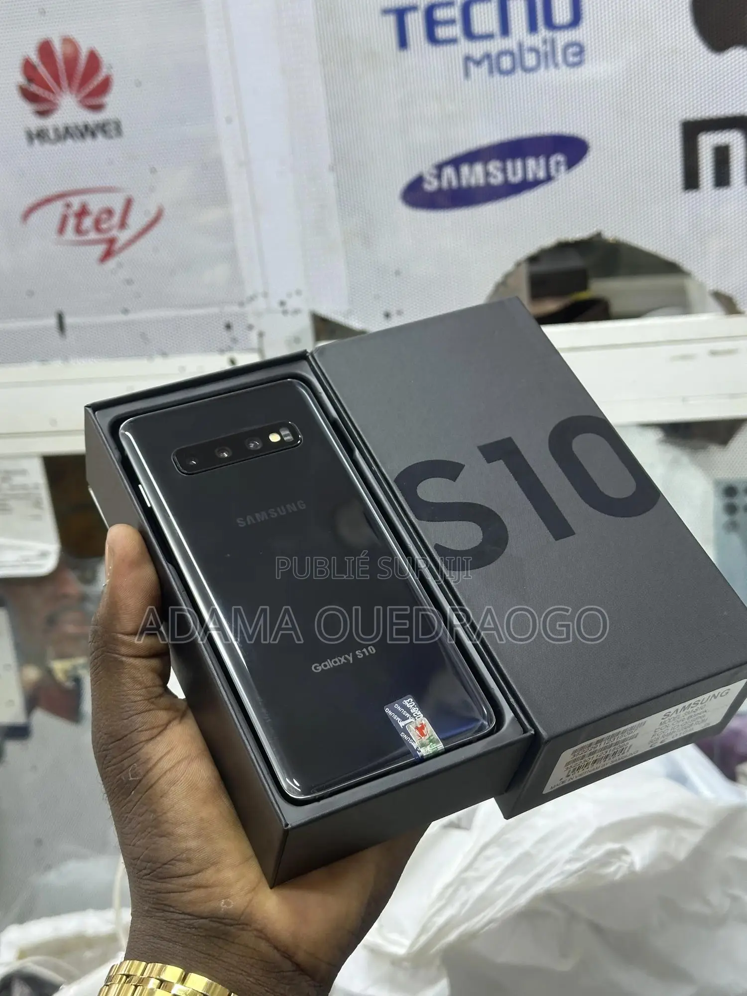 New Samsung Galaxy S10 128 GB Black