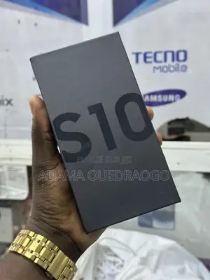 New Samsung Galaxy S10 128 GB Black