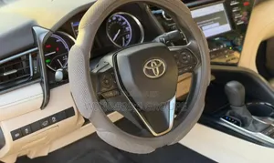 Toyota Camry 2020 Blue