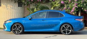 Toyota Camry 2020 Blue