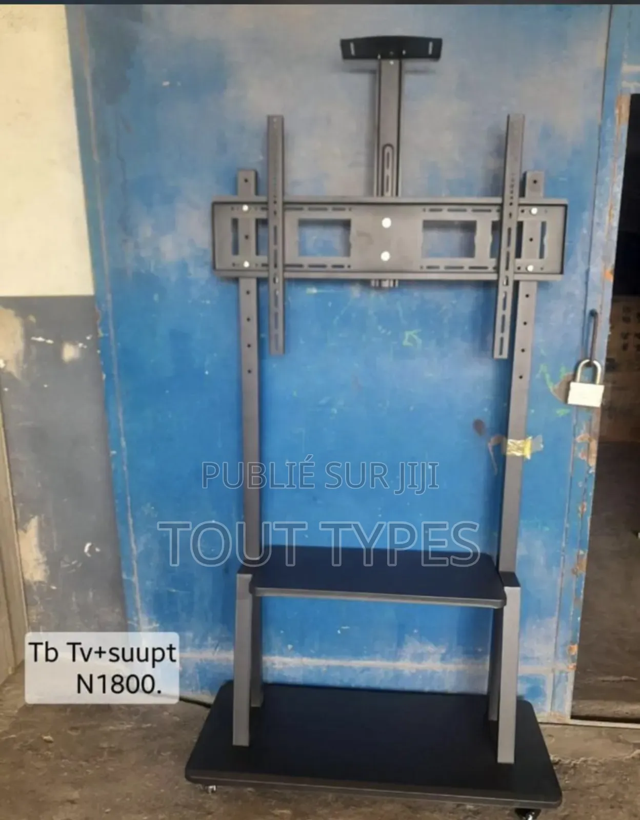 Support Tv Mobile Sur Roulettes (Chariot Tv / Meuble Tv Sur Pieds).