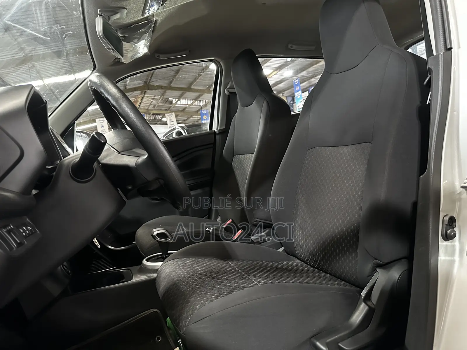 Suzuki Celerio 2025 Gris