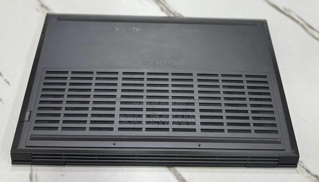 Ordinateur Portable HP Omen 15 16GB AMD Ryzen 7 SSD 512GB