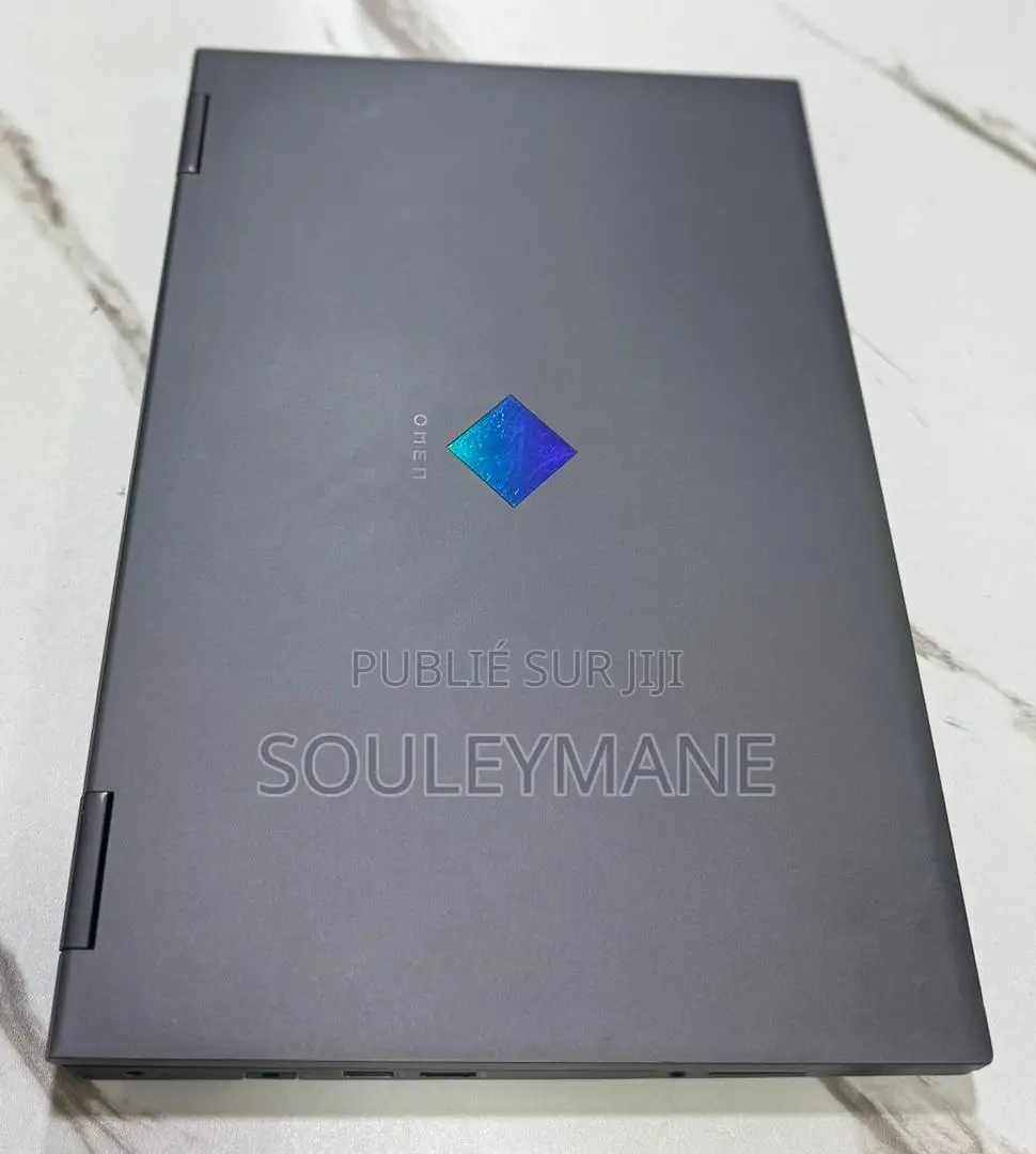 Ordinateur Portable HP Omen 15 16GB AMD Ryzen 7 SSD 512GB