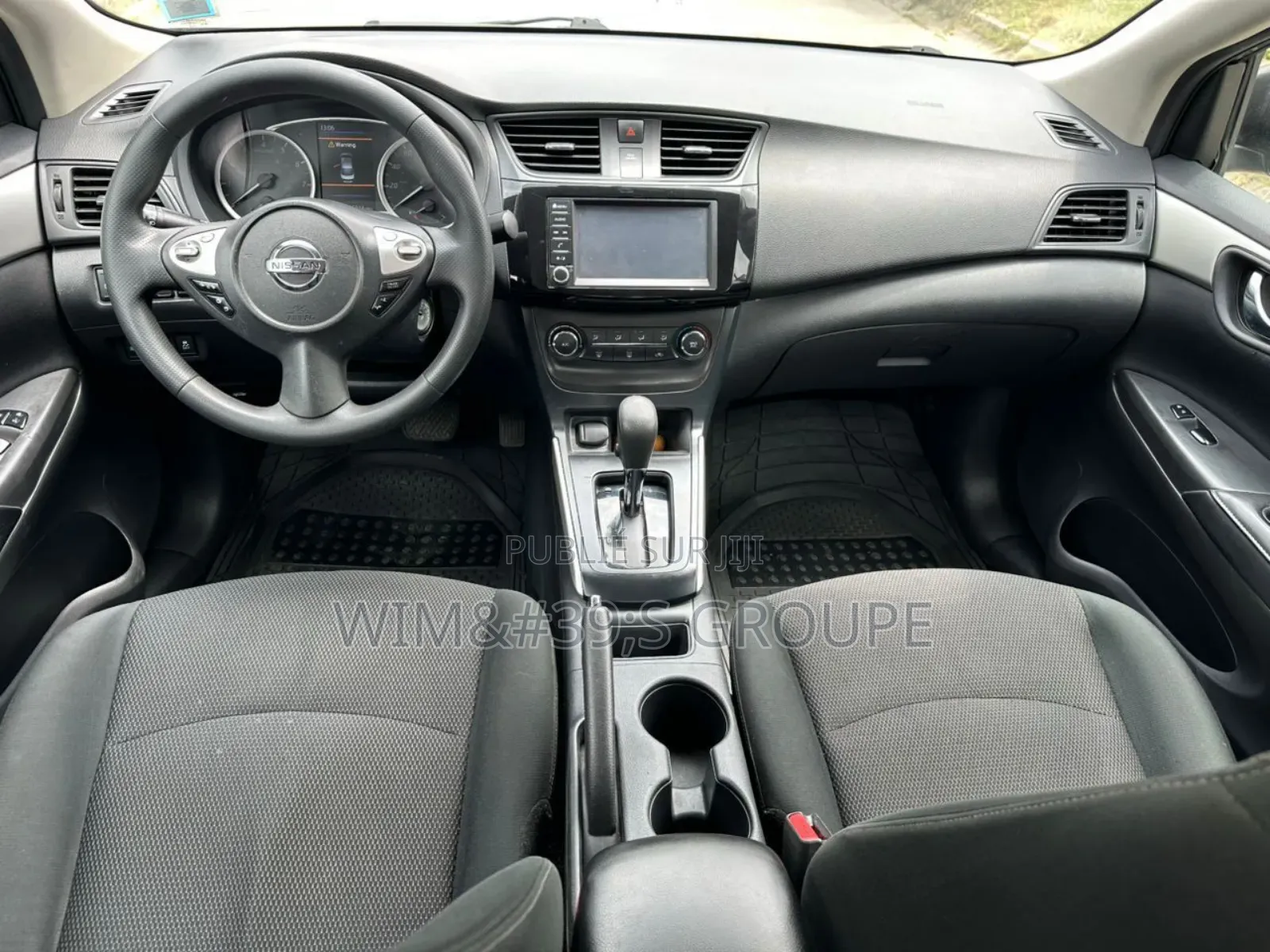 Nissan Sentra 2020 Gris