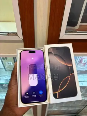 Photo - New Apple iPhone 16 Pro 128 GB Doré