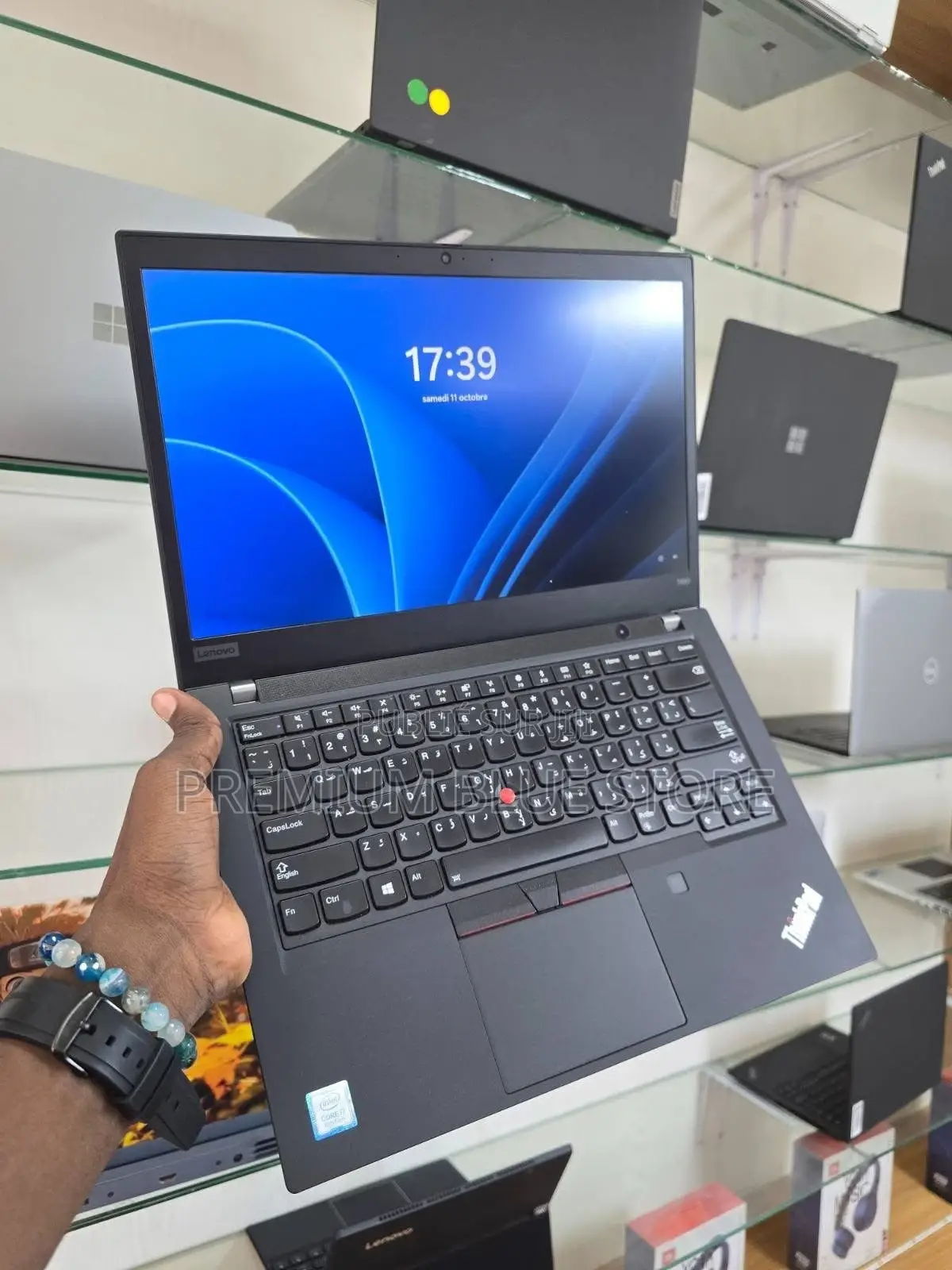 Neuf Lenovo Thinkpad T490s 16GB Intel Core I5 SSD 256GB