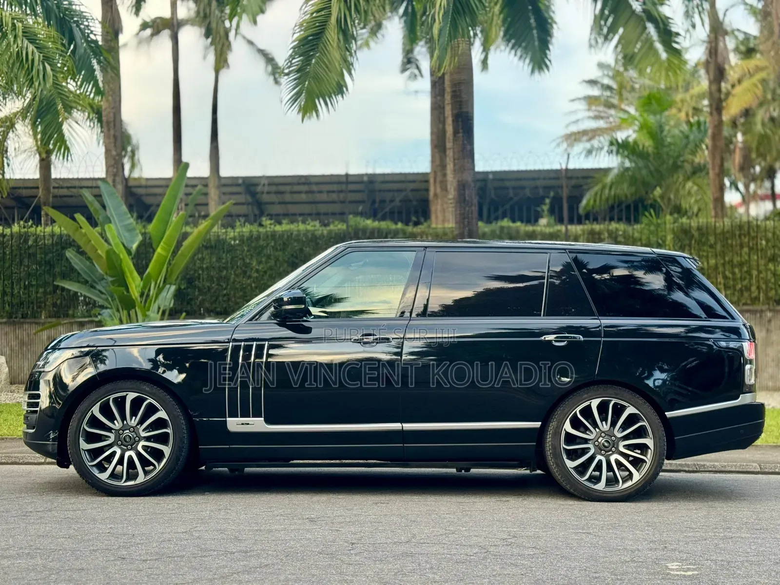 Rover Land 2020 Black