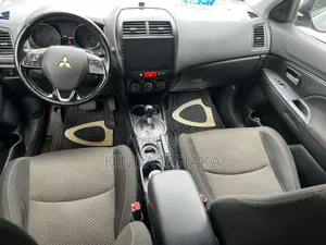 Mitsubishi Outlander SE FWD 2016 Blue