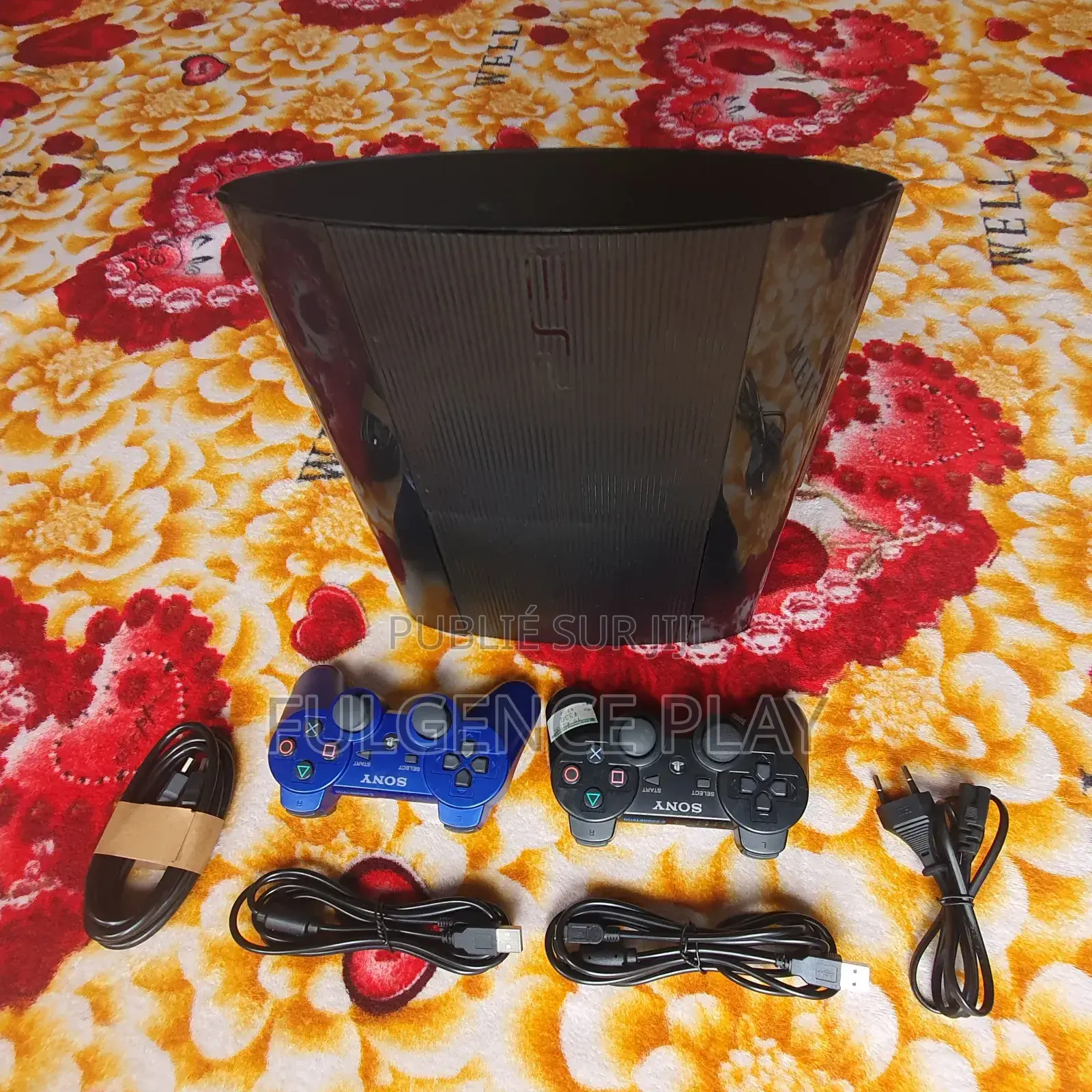 Console Ps3 Ultra Slim Craquée Avec 30 Jeux Tout Passe Bien Propre