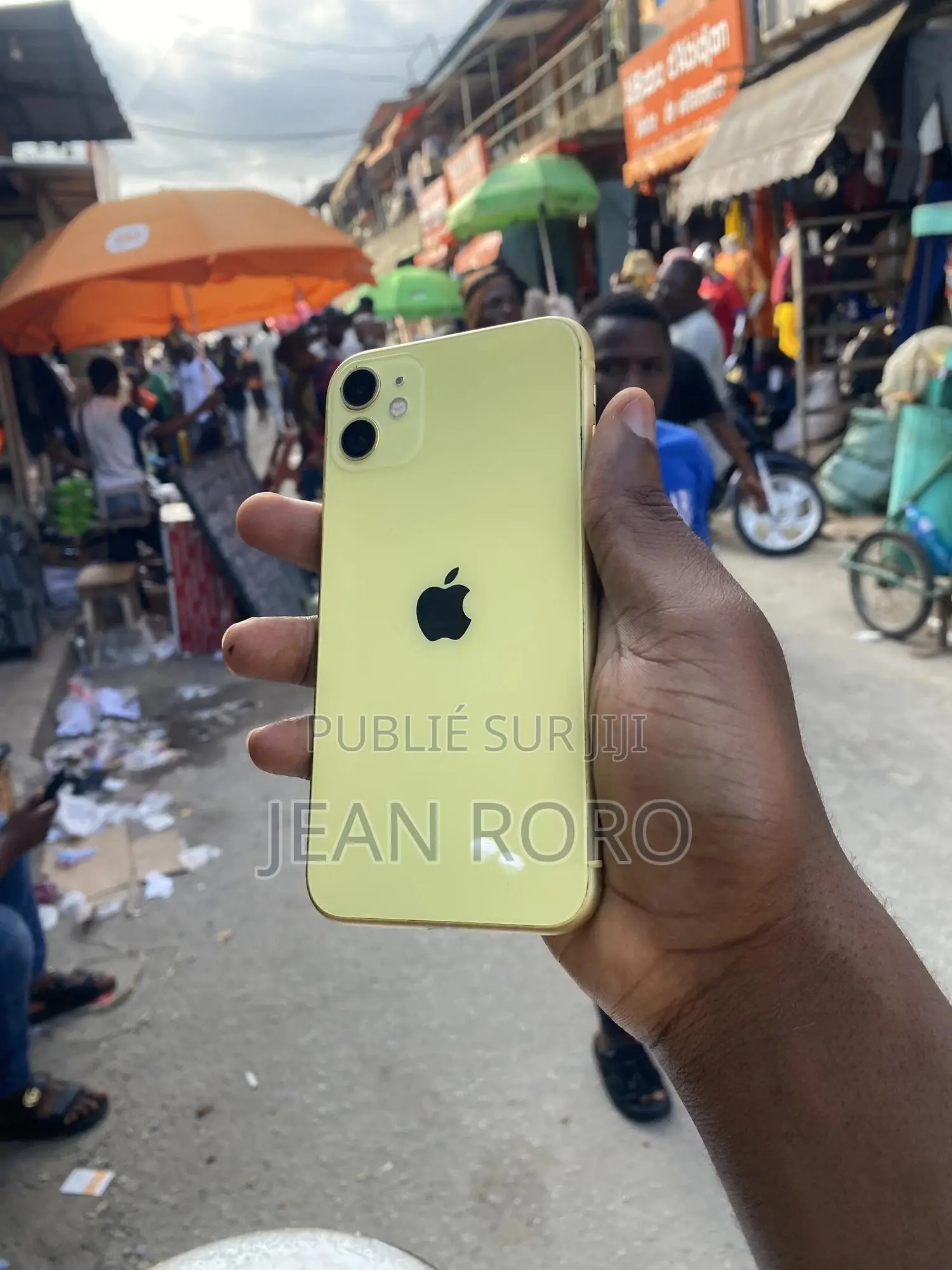 Apple iPhone 11 64 GB Jaune