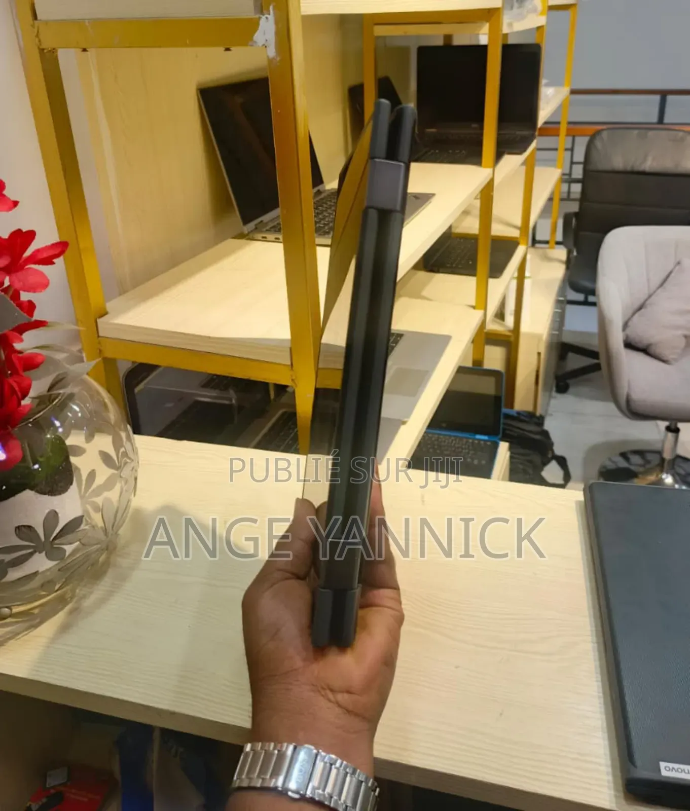 New Ordinateur Portable Lenovo 300e 4GB Intel Core 2 Duo SSD 128GB