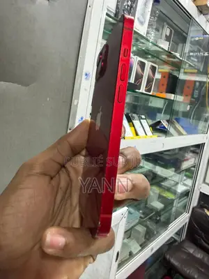 New Apple iPhone 13 128 GB Rouge