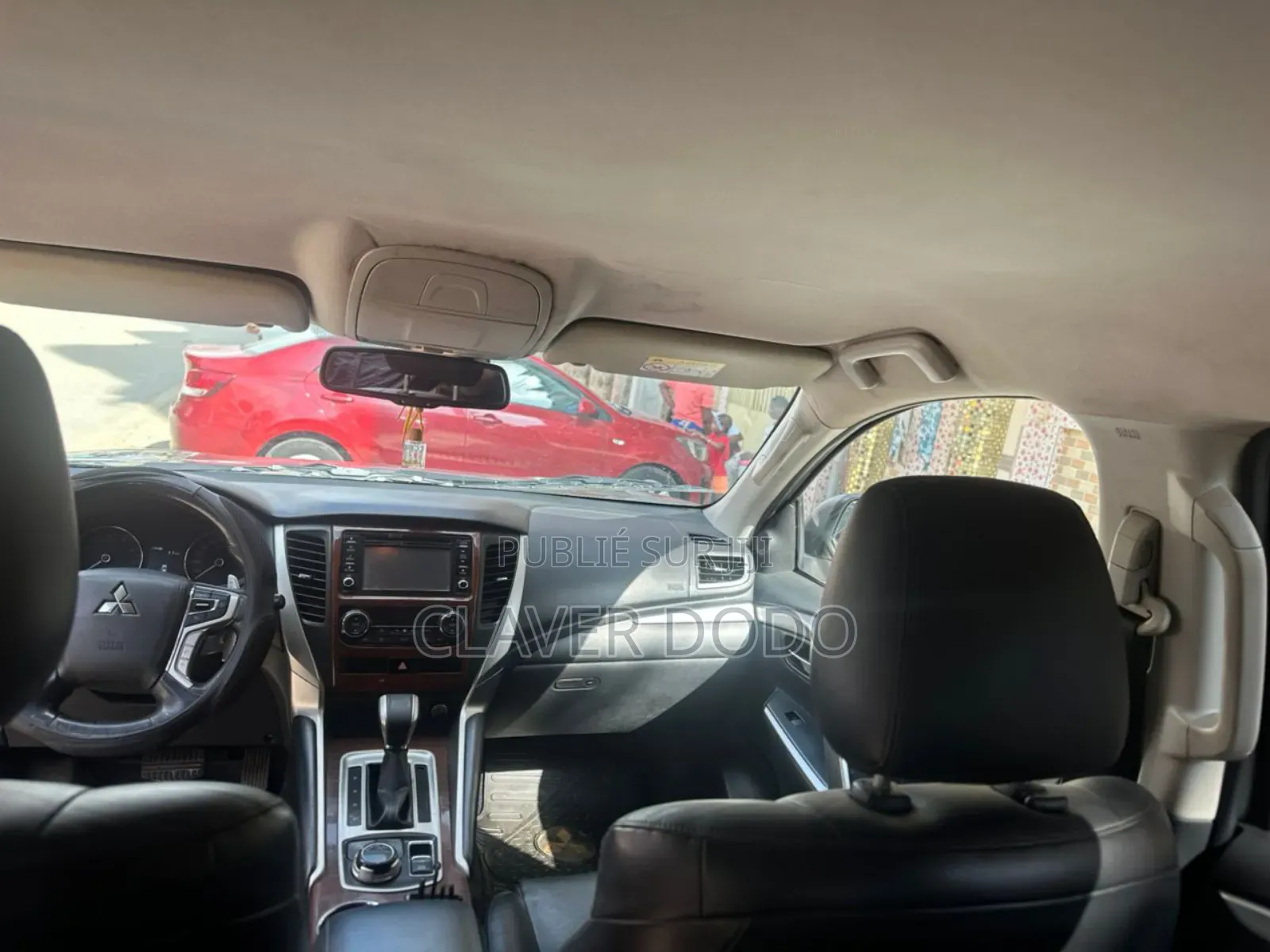 Mitsubishi Pajero 2019 Gris