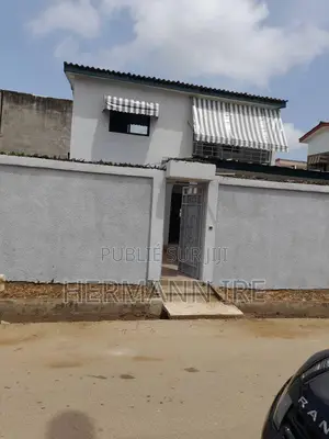 5chbre Duplex dans Cocody à Vendre