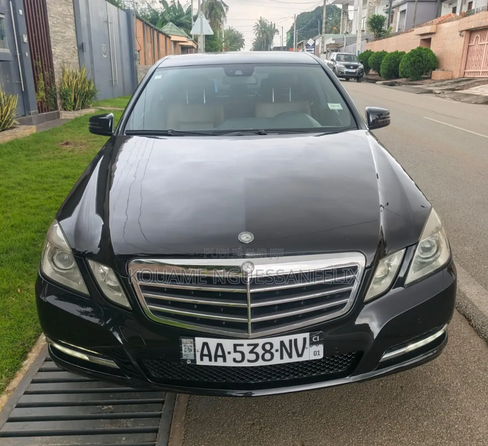 Mercedes-Benz E300 2013 Black