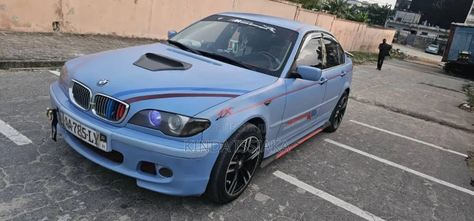BMW 318i 2002 Blue