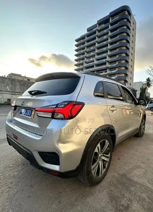 Mitsubishi ASX 2021 Gris