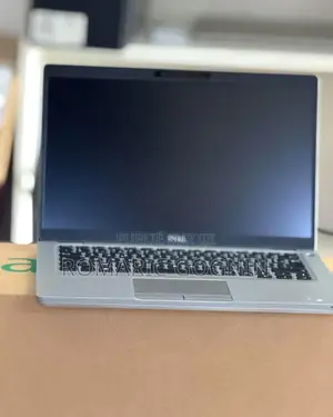 Photo - New Ordinateur Portable Dell Latitude 5410 16GB Intel Core I5 SSD 512GB