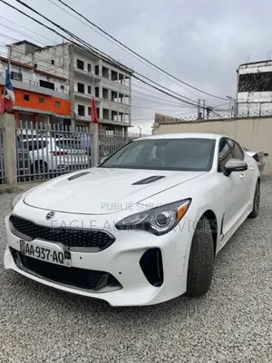 Photo - Kia Stinger 2021 Blanc