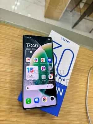 Photo - Tecno Camon 30S 256 GB Blanc